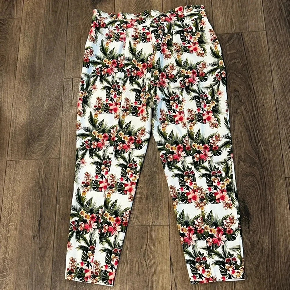 EST. 1946 Floral High Waisted Pants Size 18/20W - Picture 2 of 6
